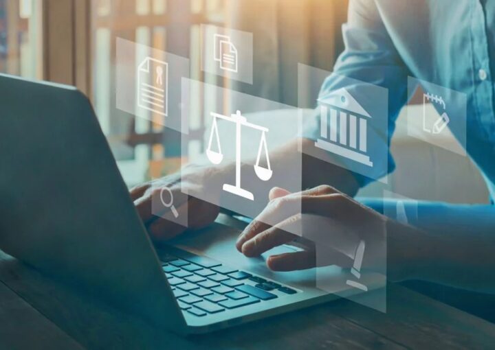 advogado online a teclar com imagens de serviços jurídicos